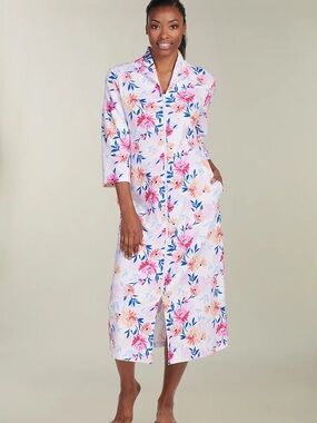 Miss Elaine Floral Button-Front Long Robe in White, Pink & Blue